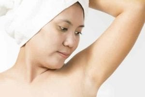 woman with lump under armpit exposed